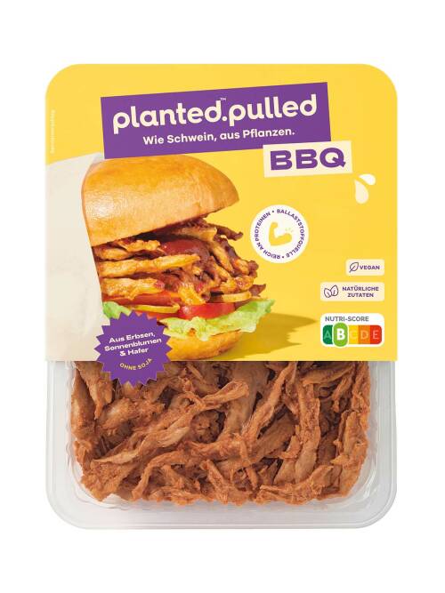 Eine Packung planted.pulled BBQ mit Nutriscore B
