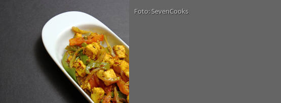 Rezeptbild für "Tofu mit maktfrischem Gemüse – vegan"