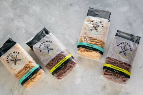 Mehrere Packungen Penne von DINKEL MAX - Vollkorn und normal.