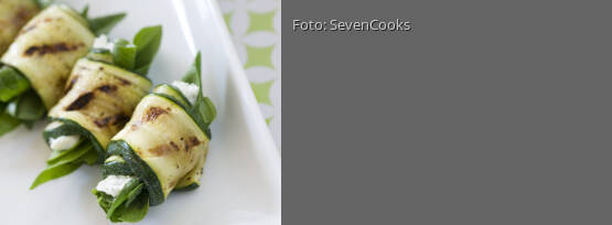 Rezeptbild für "Pikante Zucchiniröllchen"