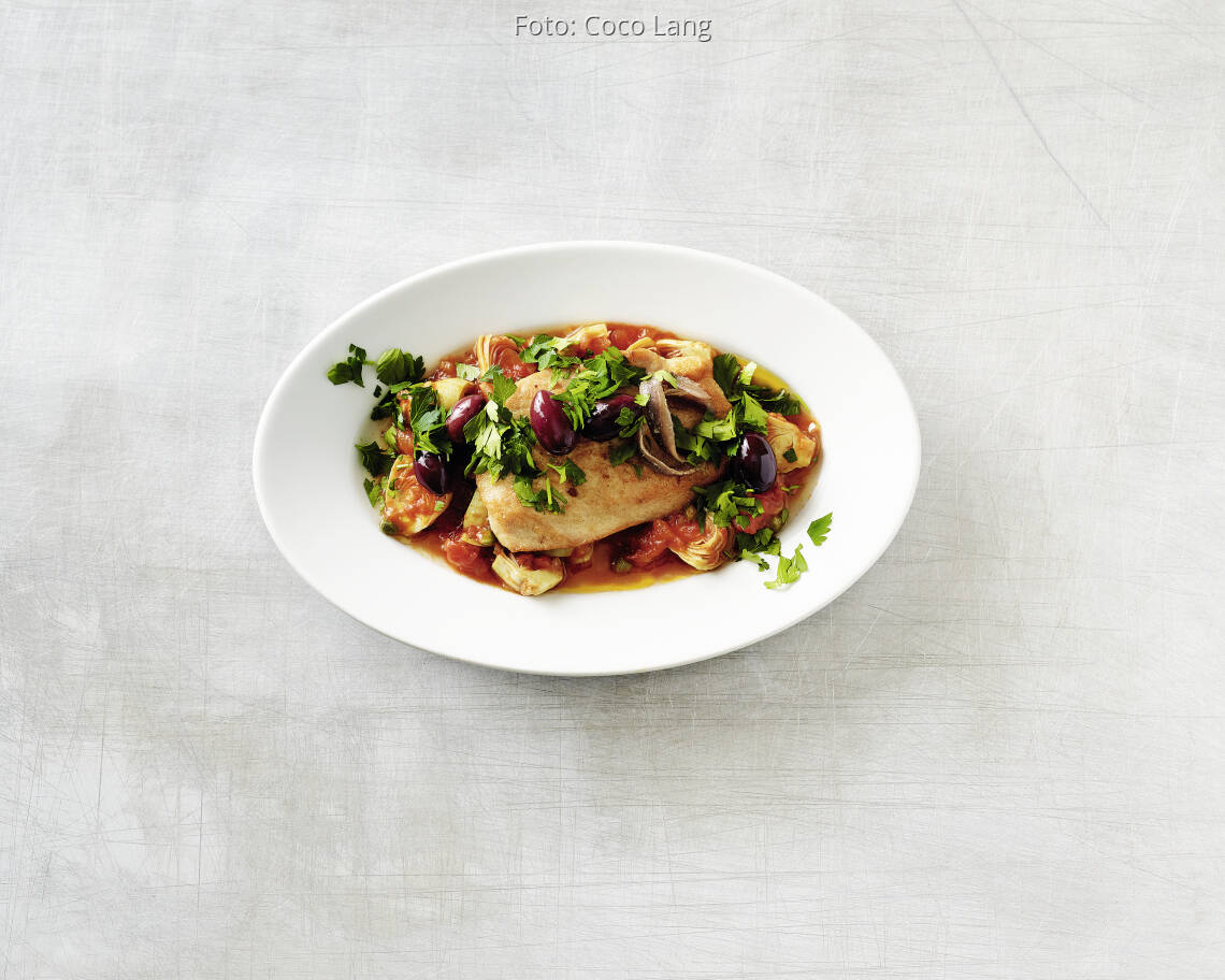 Putenschnitzel mit Tomatensauce