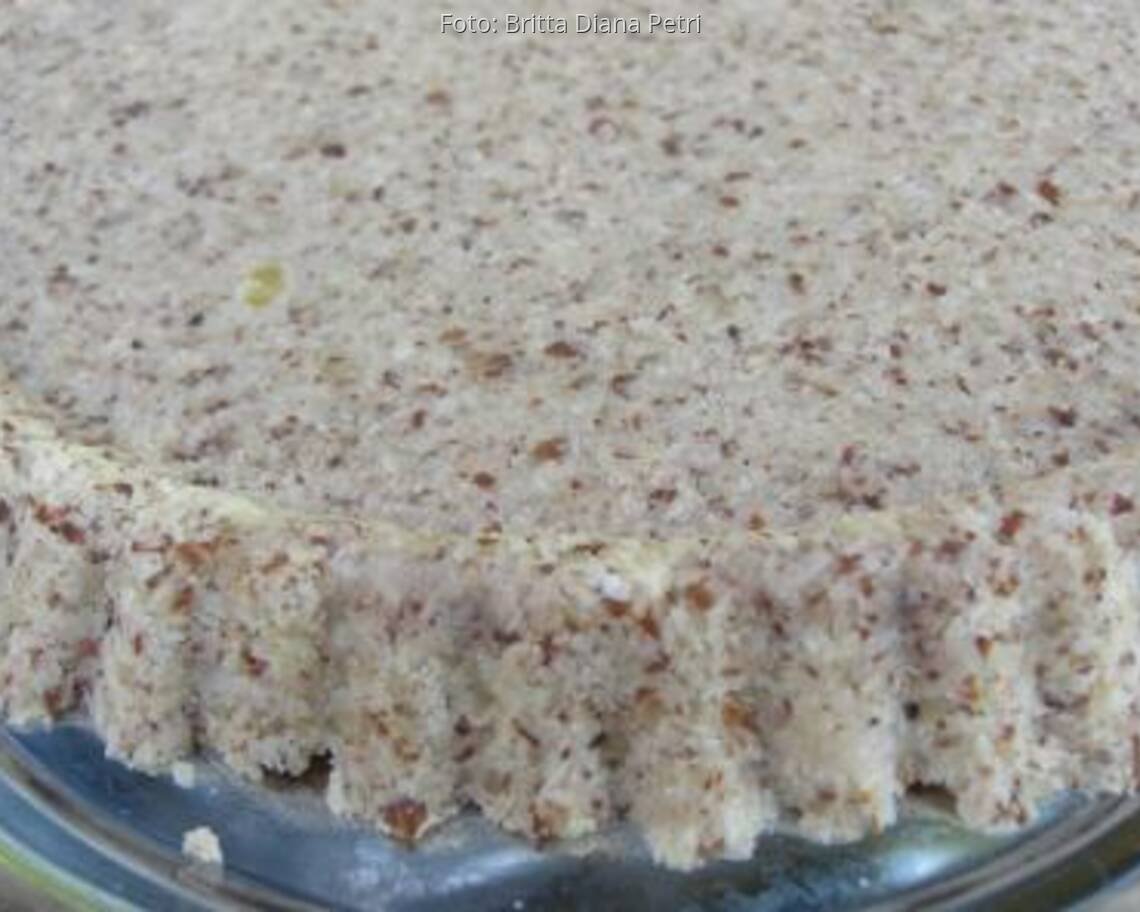 Rohkost Quicheboden aus Leinsamen und Gemüse