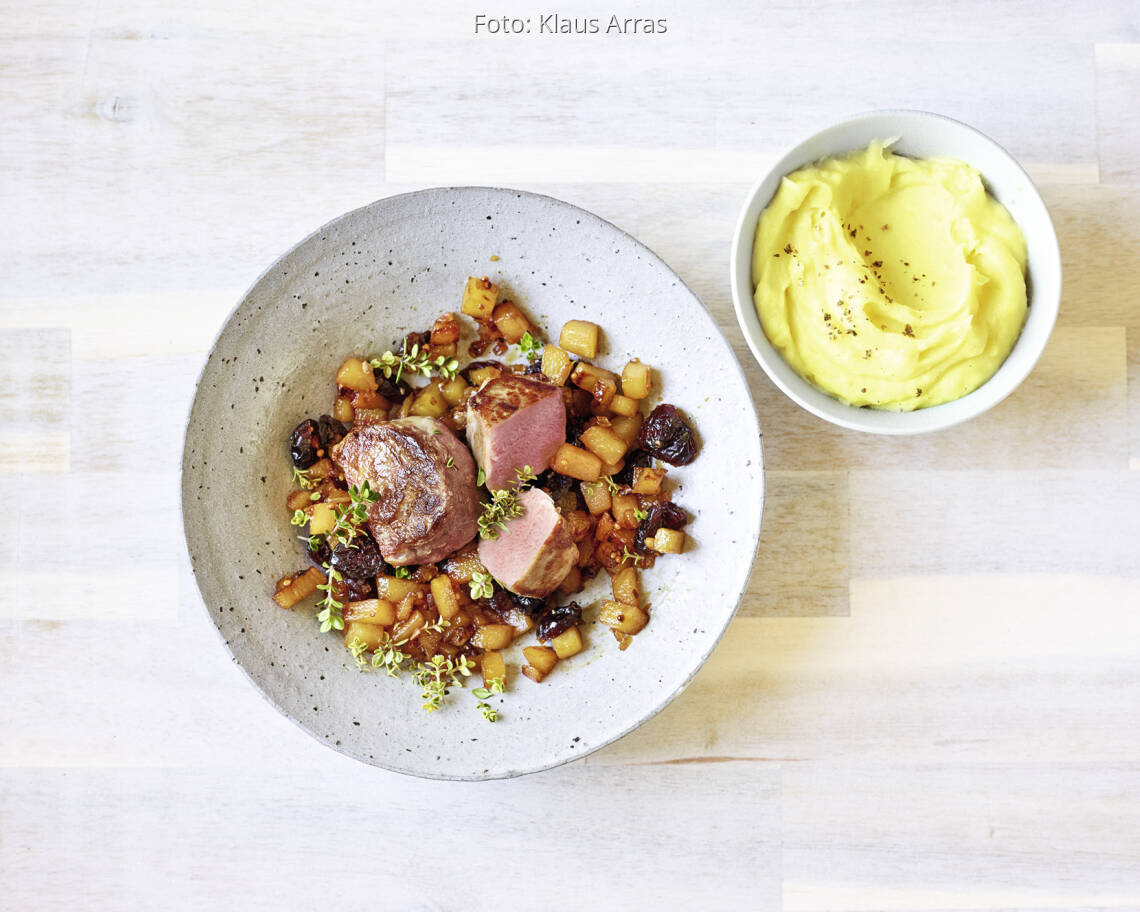 Reh mit Birnenchutney