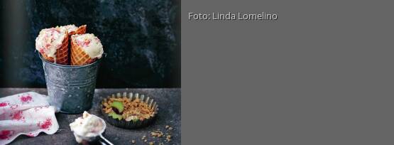 Rezeptbild für "Rhabarbereis mit Streuseln"