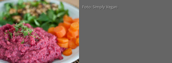 Rezeptbild für "Rote Bete-Kartoffel-Püree mit Möhrengemüse"