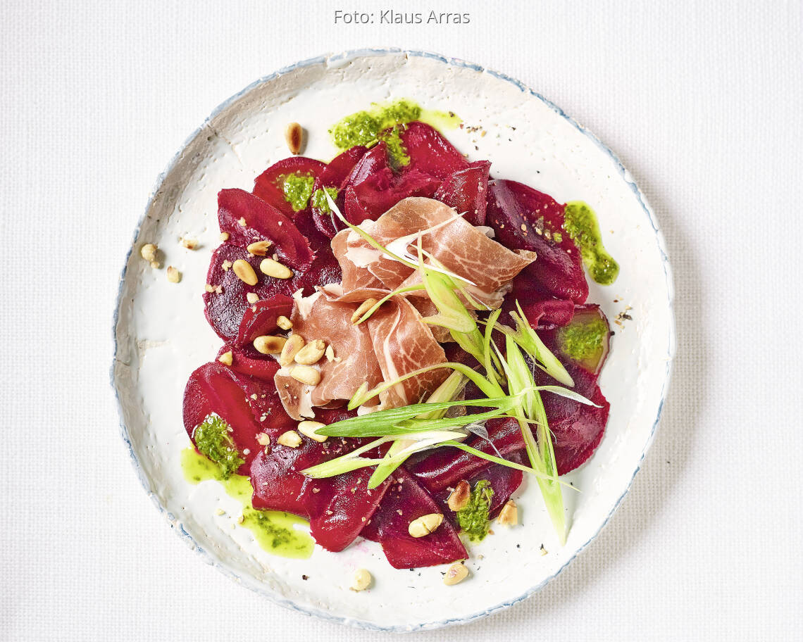 Rote-Bete Carpaccio mit Basilikum-Öl