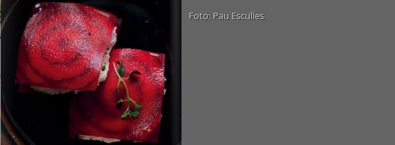 Rezeptbild für "Rote-Bete-Ravioli mit Cashew-Pinienkern-Kräuterkäse"