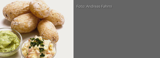 Rezeptbild für "Kanarische Salzkartoffeln mit zwei Saucen"