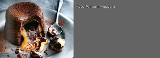 Rezeptbild für "Schoko-Fondant-Törtchen mit flüssiger Erdnussbutter"