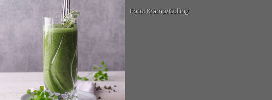 Rezeptbild für "Smoothie mit Hanf, Mangold und Sprossen"