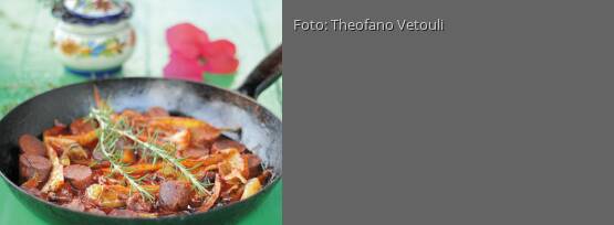 Rezeptbild für "Spetzofai – Paprikapfanne mit veganen Würstchen"