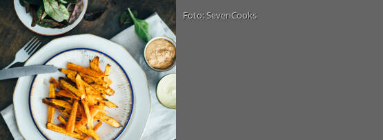 Rezeptbild für "Süßkartoffel Pommes mit zweierlei Dips"