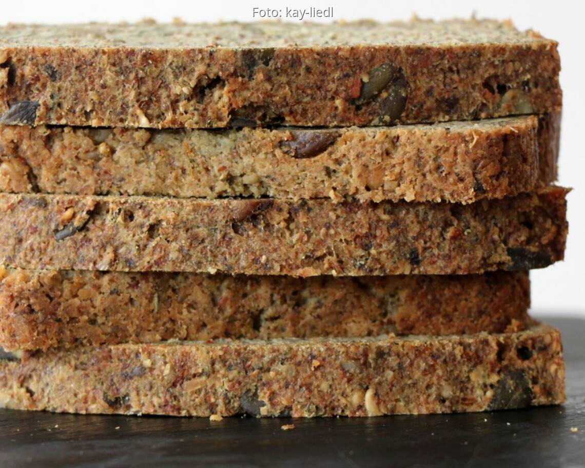 Glutenfreies Superfood Brot