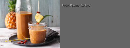 Rezeptbild für "Superfood-Smoothie mit Gojibeeren, Kokosmus und Maca"