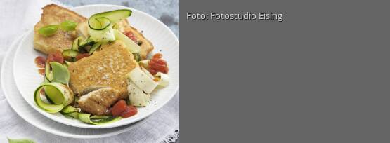 Rezeptbild für "Tofu-Piccata mit Zucchininudeln"