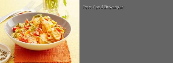 Rezeptbild für "Tomaten-Sahne-Tortellini"