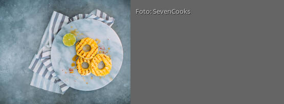 Rezeptbild für "Ananasscheiben mit Limettenmarinade"