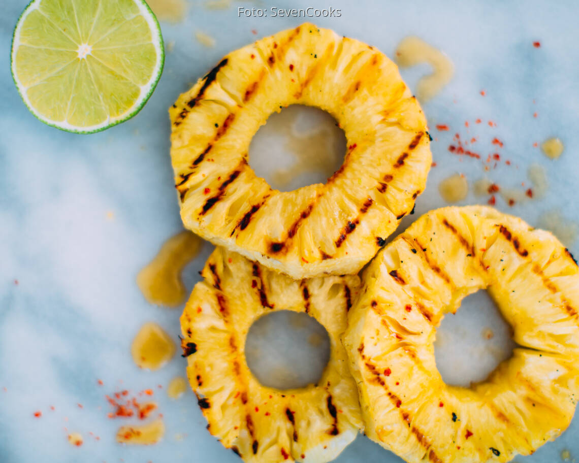 Veganes Rezept: Ananasscheiben mit Limettenmarinade