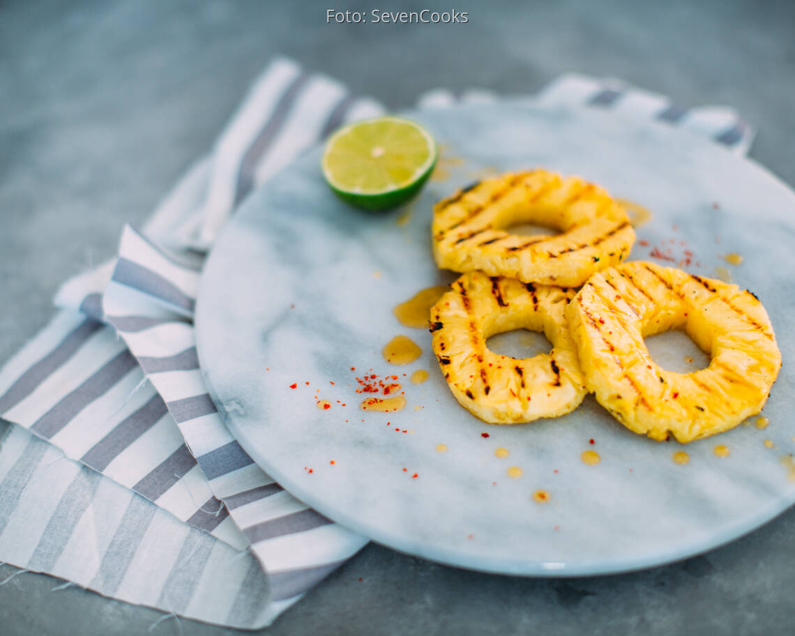 Veganes Rezept: Ananasscheiben mit Limettenmarinade
