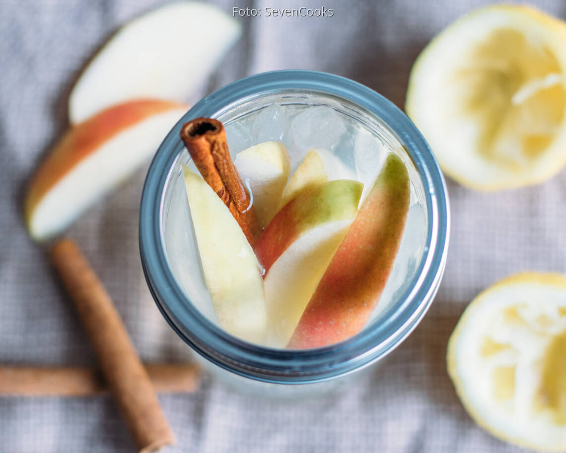 Veganes Rezept: Apple Flavoured Water