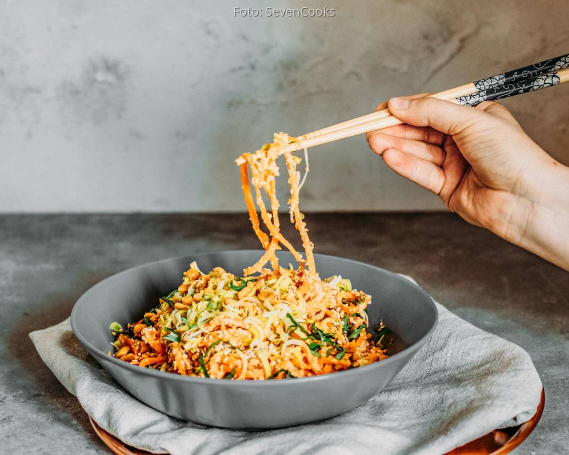 Veganes_Rezept:_Asia_Zoodles_neu 1