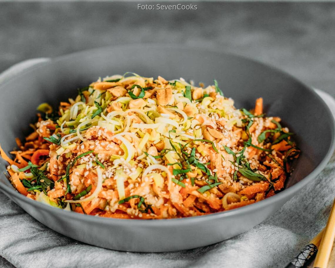 Veganes_Rezept:_Asia_Zoodles_neu 3
