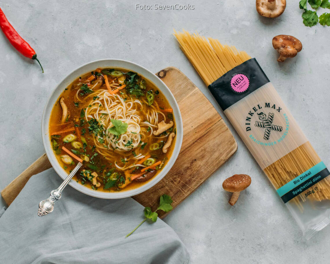 Veganes Rezept: Asiatische Gemüsesuppe 1