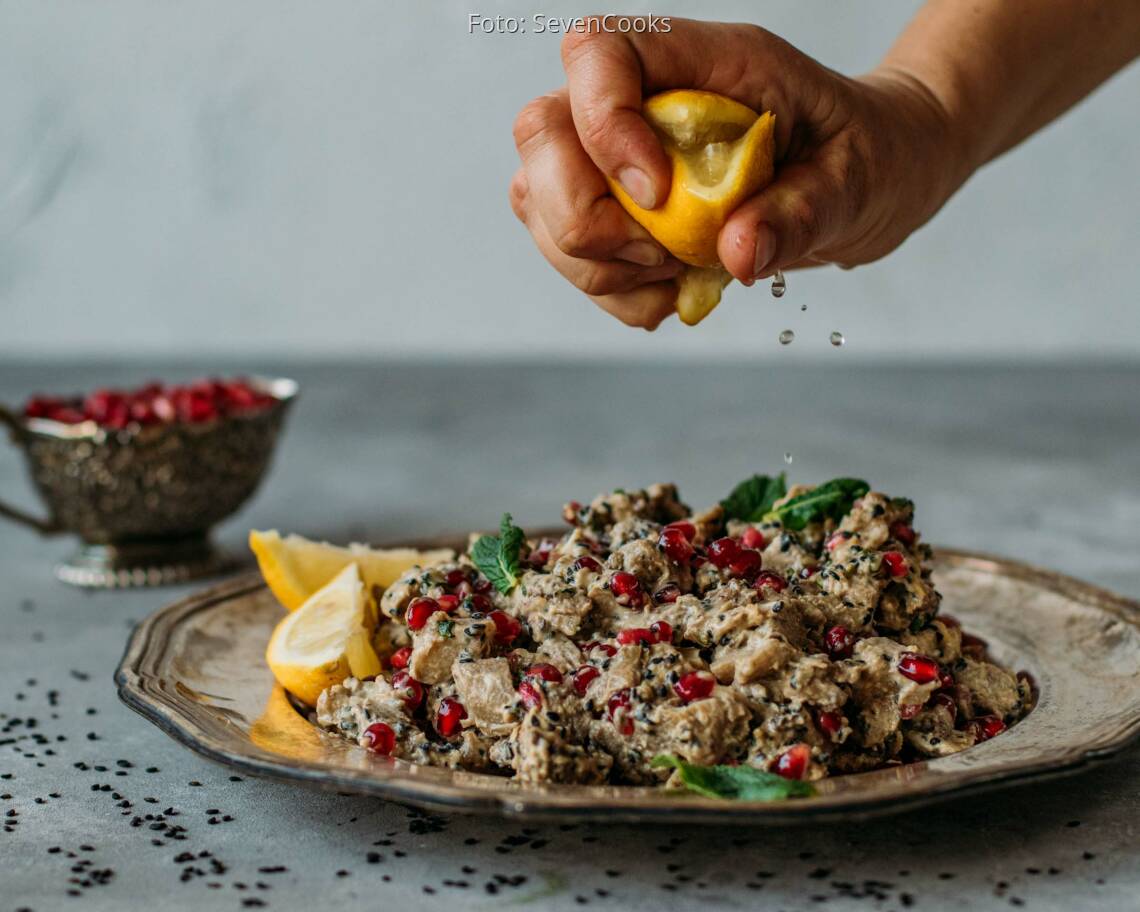 Veganes Rezept: Auberginensalat mit Tahin 3