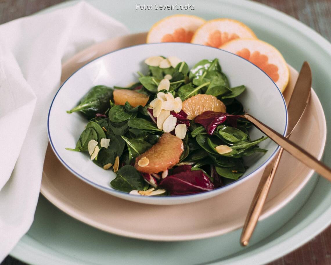 Veganes Rezept: Babyspinat-Salat mit Grapefruit 2