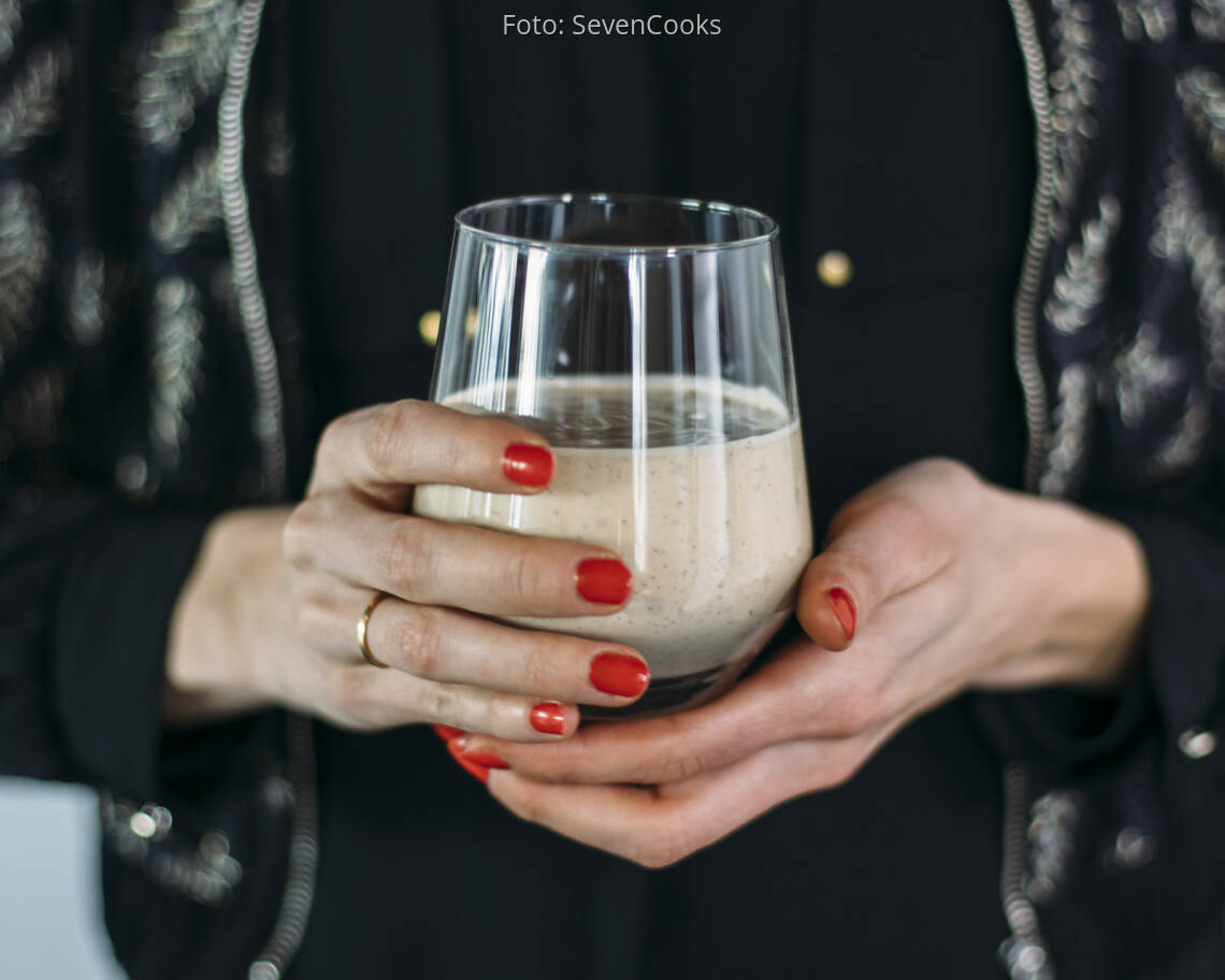 Veganes Rezept: Bananen-Erdnuss-Proteinshake 2