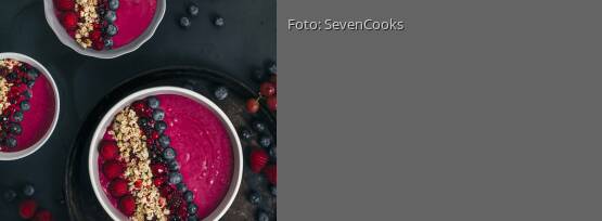 Rezeptbild für "Beeren-Kokos-Smoothiebowl"