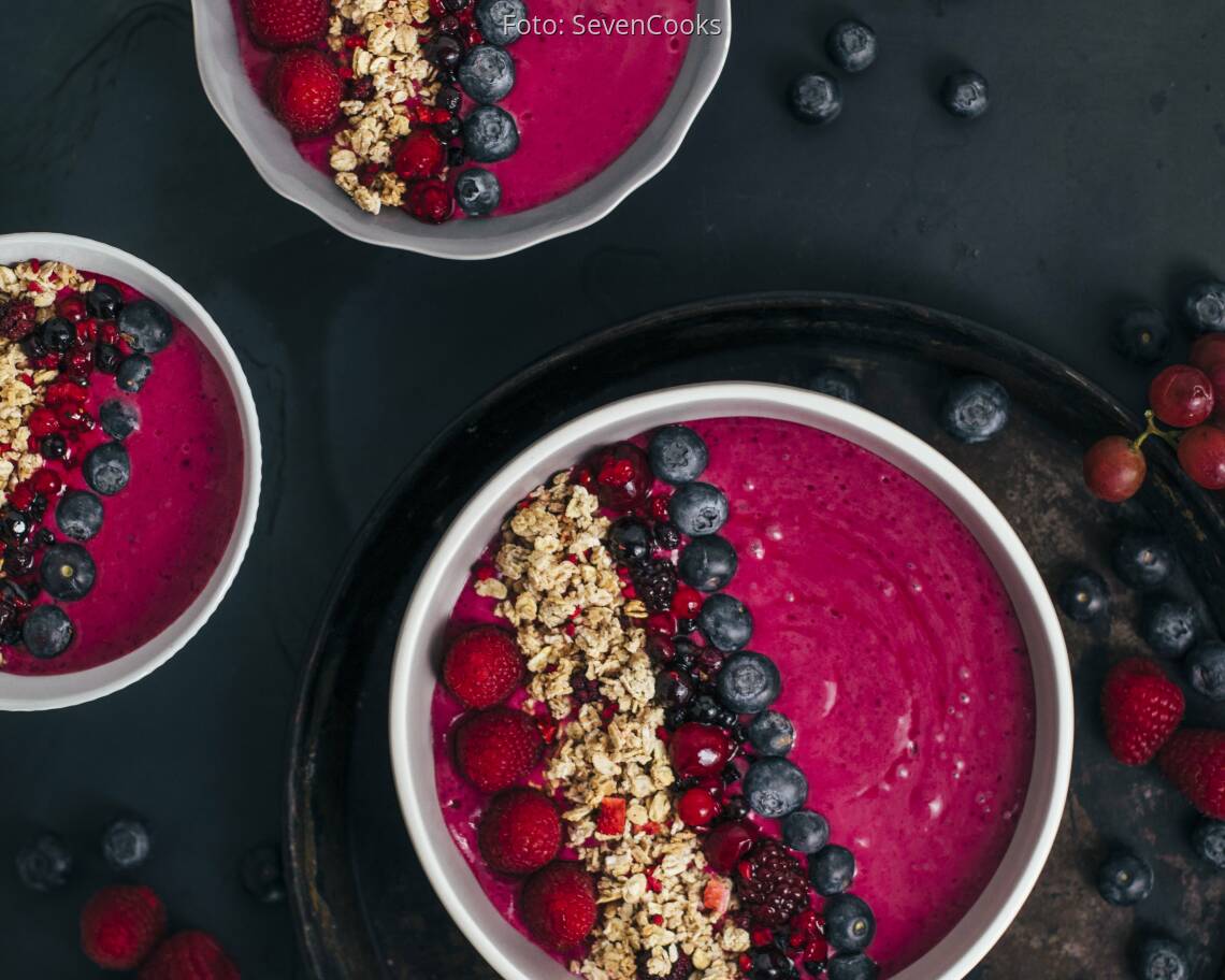 Veganes Rezept: Beeren-Kokos-Smoothiebowl_1