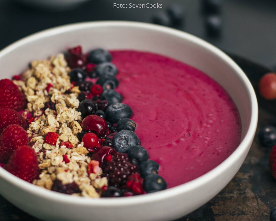 Veganes Rezept: Beeren-Kokos-Smoothiebowl_3