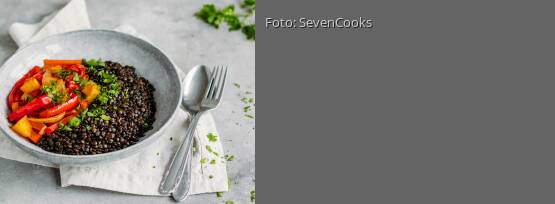 Rezeptbild für "Belugalinsen mit Ofengemüse"