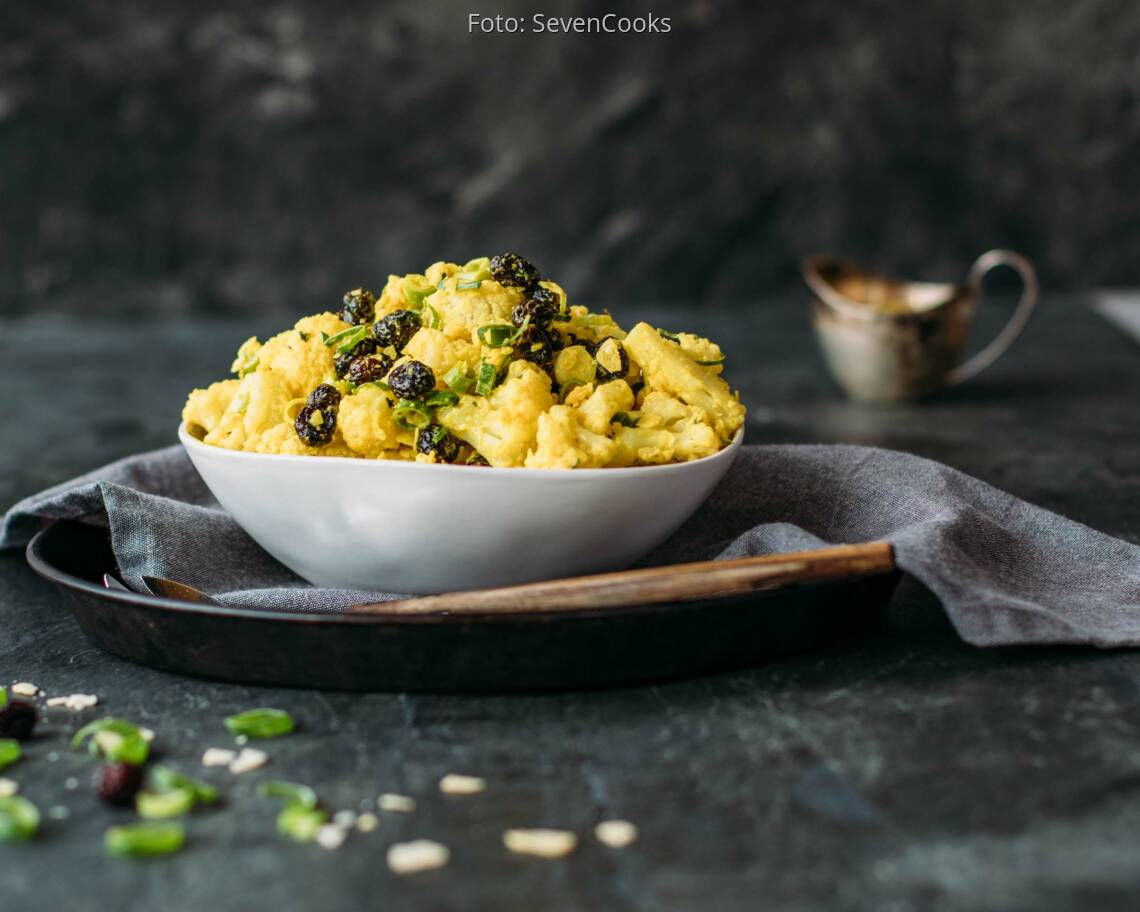 Veganes Rezept: Blumenkohlsalat mit Curry-Dressing_3