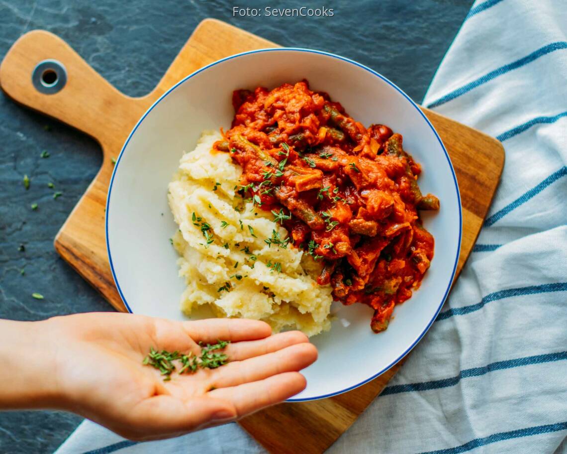 Veganes_Rezept:_Bohnen_mit_Räuchertofu_und_Kartoffelstampf_2