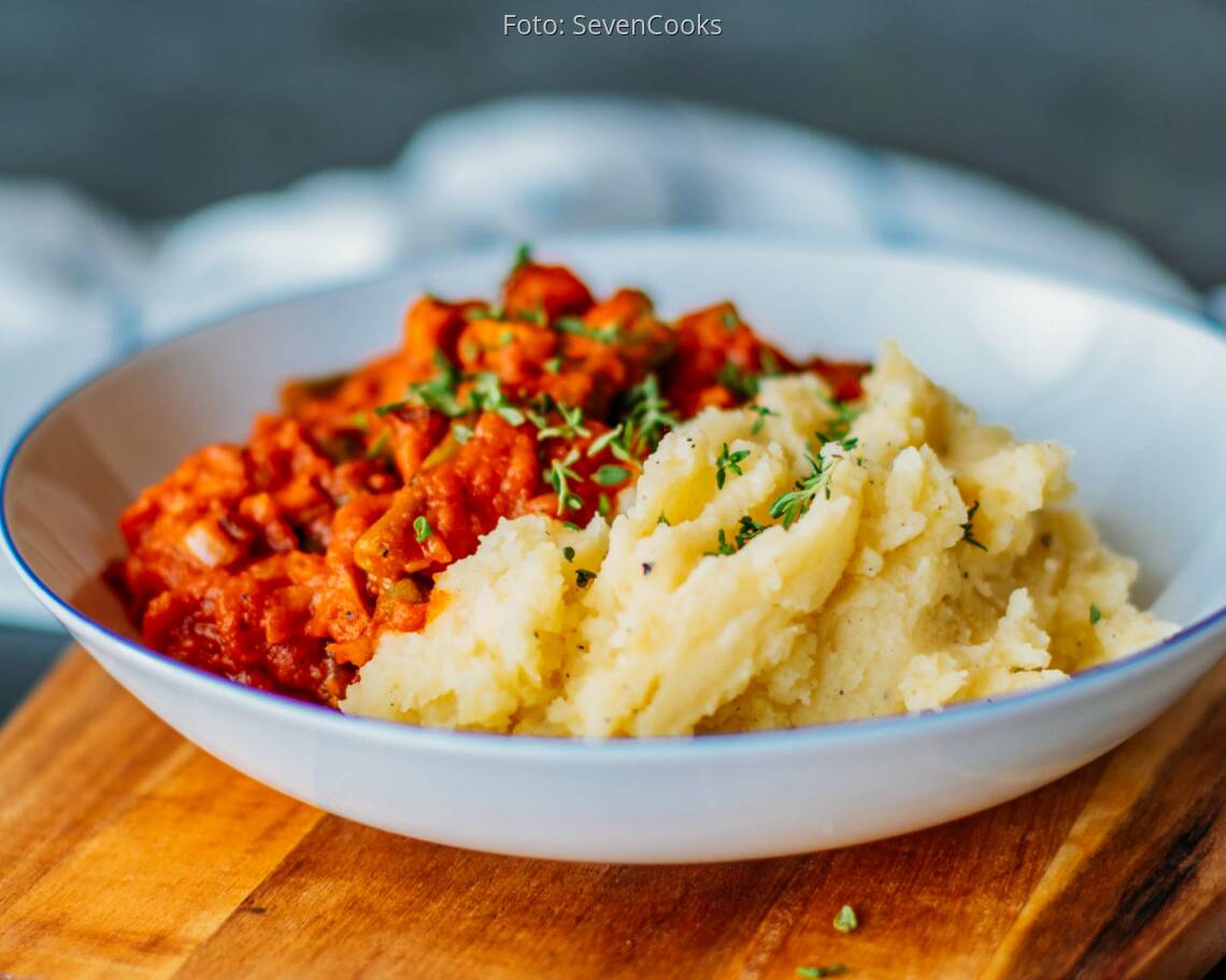 Veganes_Rezept:_Bohnen_mit_Räuchertofu_und_Kartoffelstampf_3