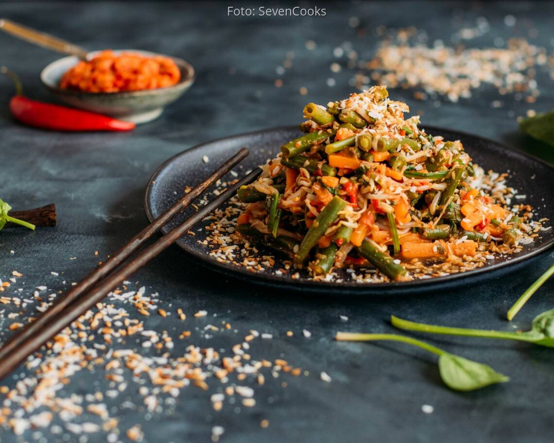 Veganes Rezept: Bohnen-Kokos-Salat mit Sambal 2
