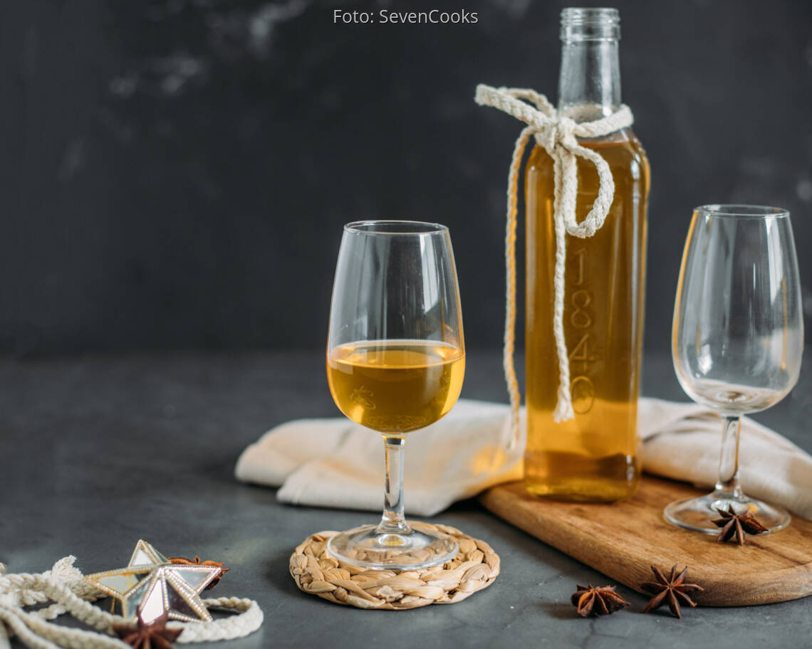 Veganes Rezept: Bratapfellikör