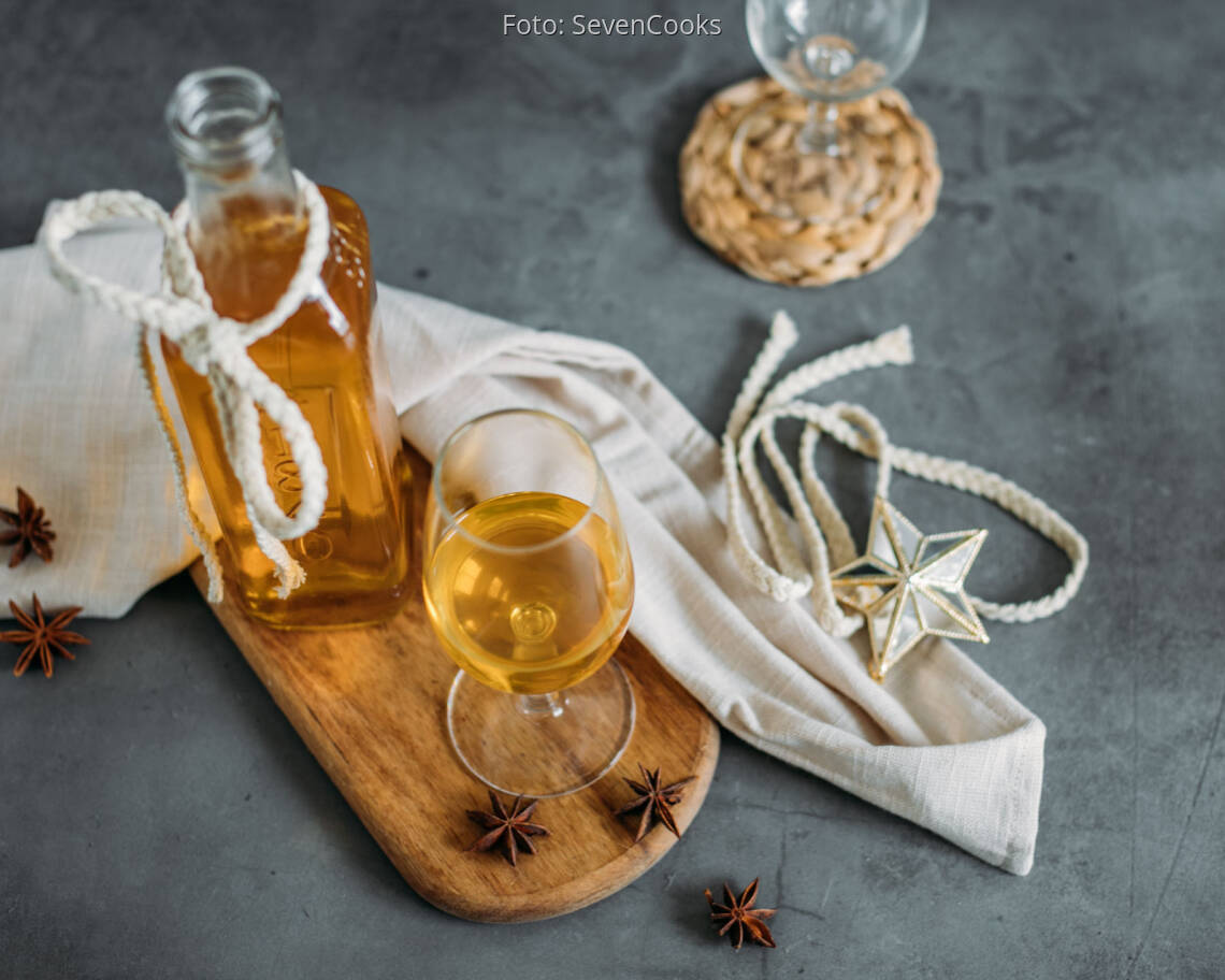 Veganes Rezept: Bratapfellikör