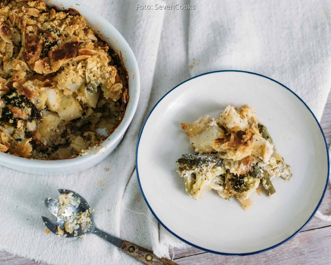 Veganes Rezept: Brokkoli-Kartoffel-Auflauf mit Knusperpanade_1