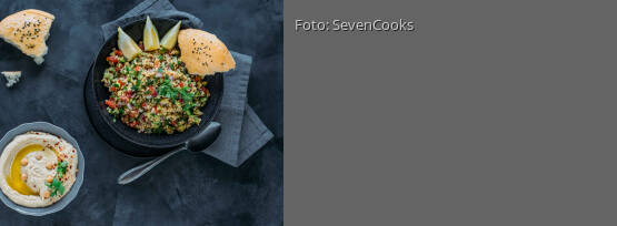 Rezeptbild für "Bulgur-Salat mit Hummus"