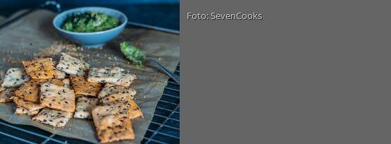 Rezeptbild für "Leinsamen-Dinkel-Cracker"