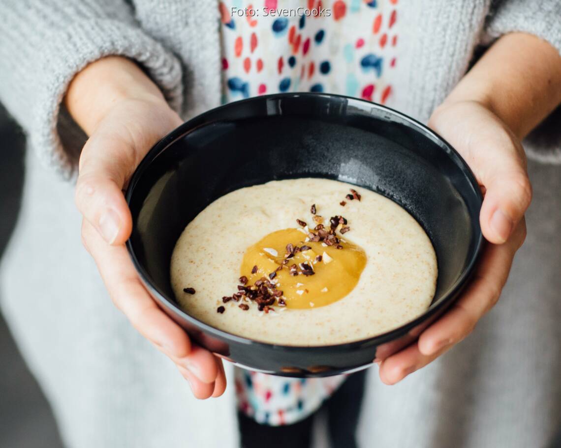 Veganes Rezept: Dinkelgrießbrei mit Fruchtmus_1