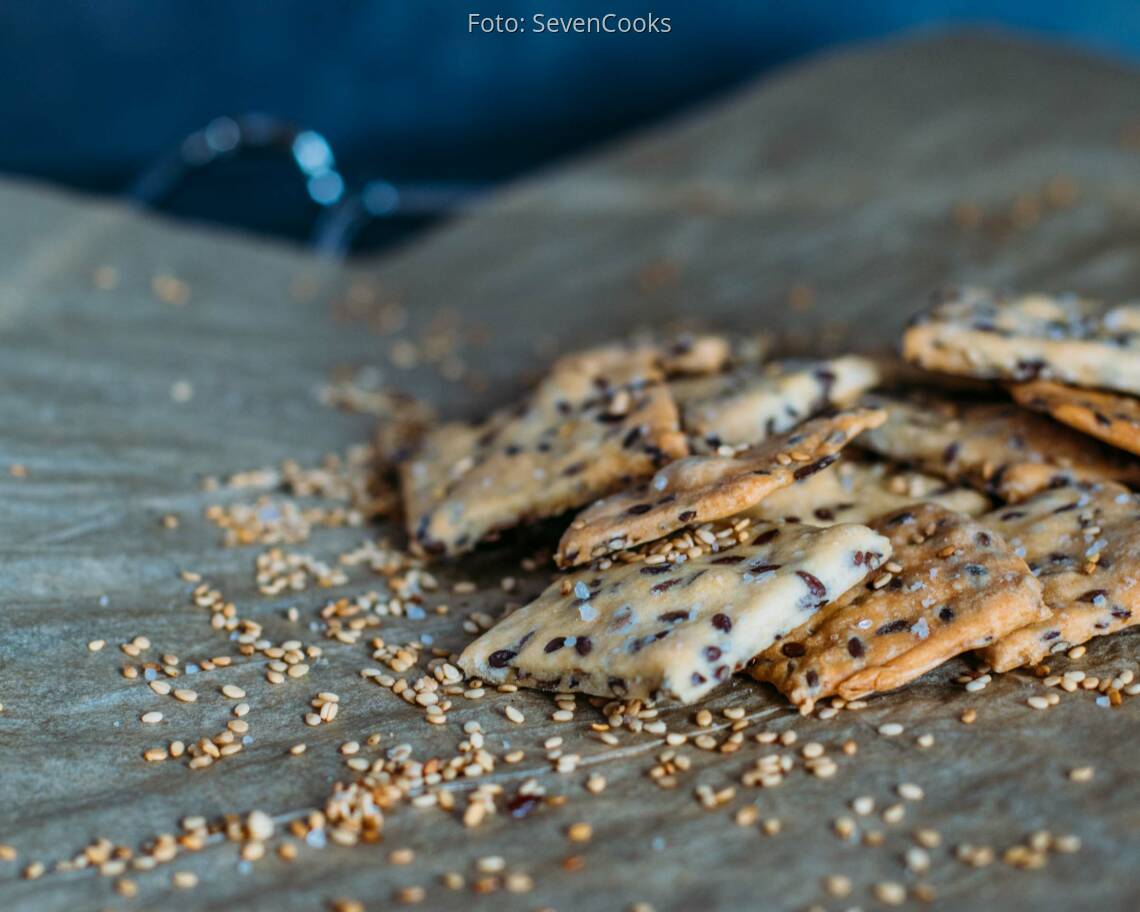 Veganes Rezept: Dinkel-Leinsamen-Cracker 3