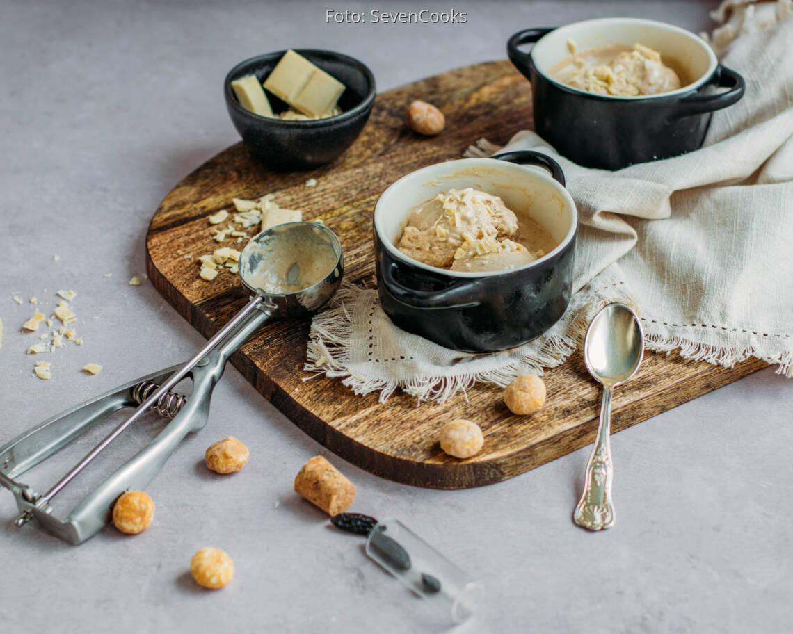 Veganes Rezept: Edles Macadamia Tonka Eis 2