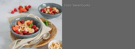 Rezeptbild für "Erdbeer-Kokos-Obstsalat"