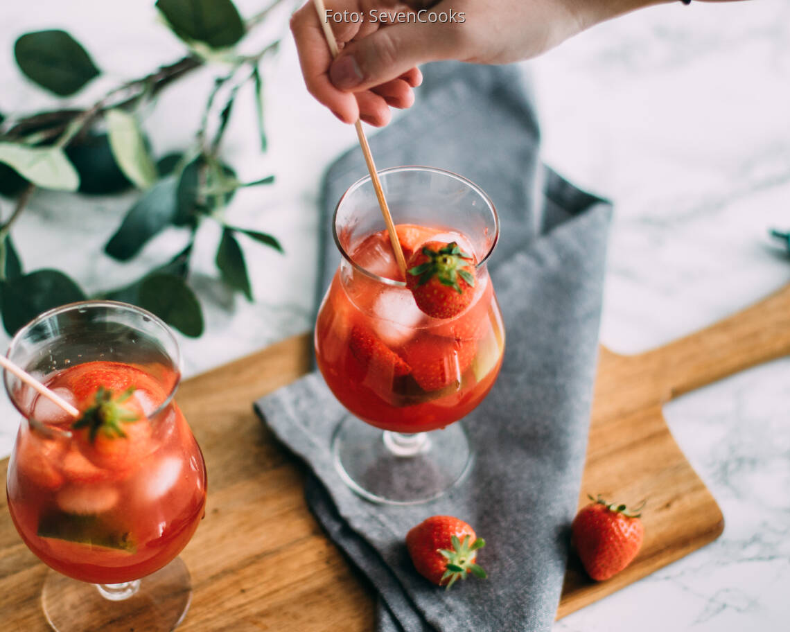 Veganes Rezept: Erdbeer-Spritz
