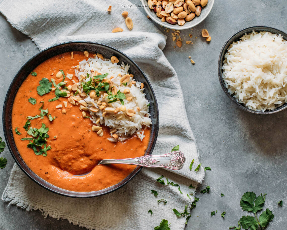 Veganes Rezept: Erdnusssuppe mit Reis 1