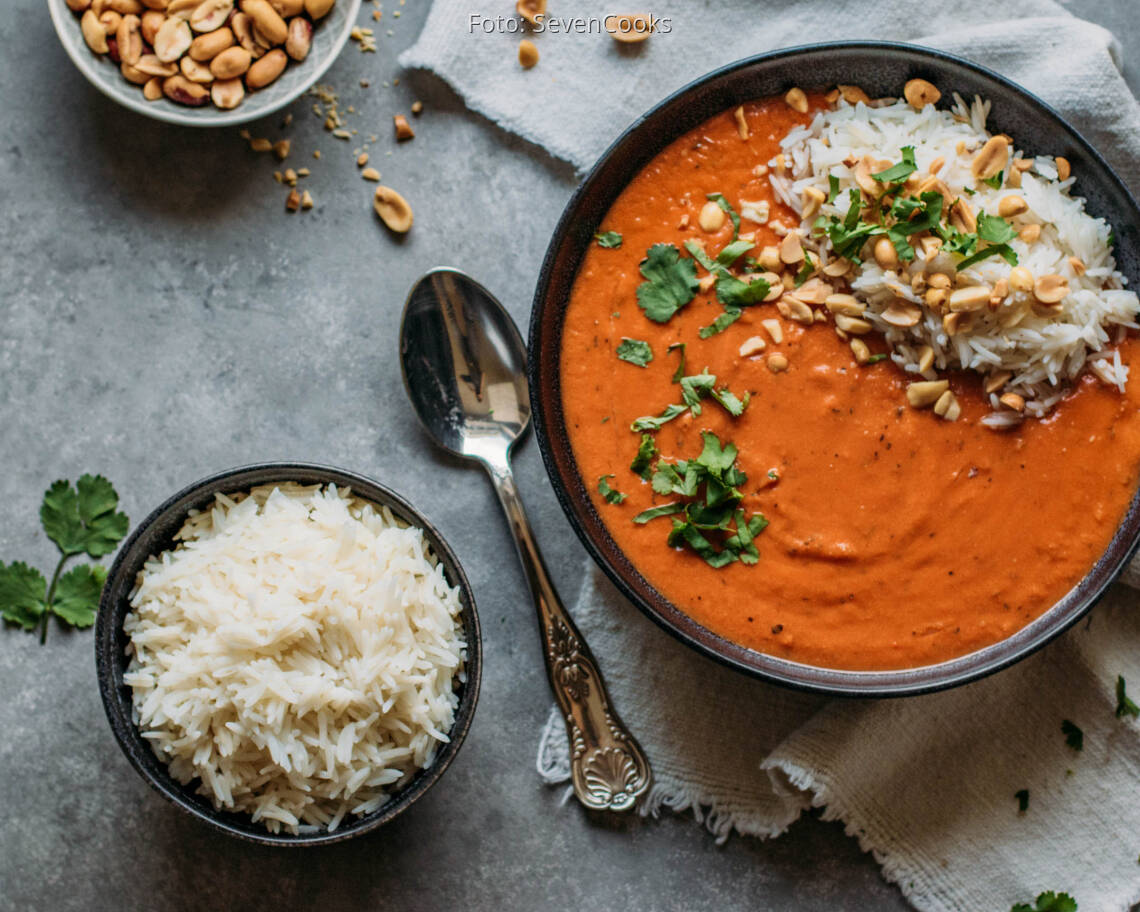 Veganes Rezept: Erdnusssuppe mit Reis 3